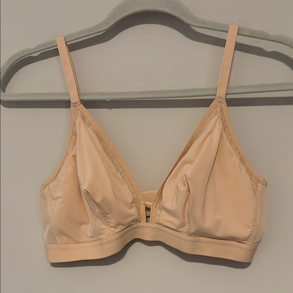 Lively The Busty Bralette size 2 - Picture 2 of 6